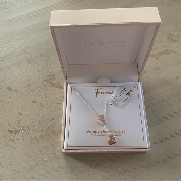 COPY - Friends Hearts Necklace - Picture 2 of 3